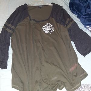 TORRID jersey style shirt size 5